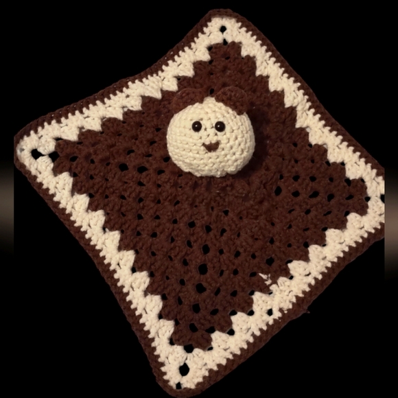 Crochet Blanket Buddy cuddle Bear - Picture 3 of 3